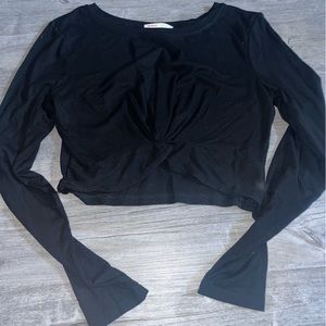 Black long sleeve cropped shirt